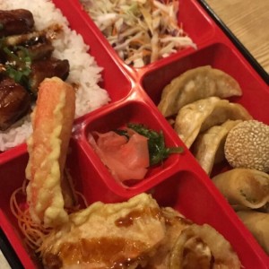 unagui set (bento de anguila)