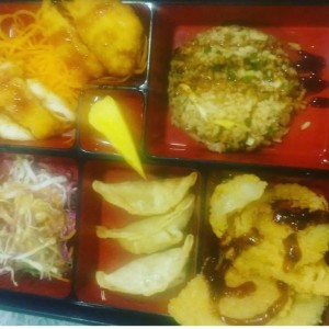 Bento box - Yakimeshi set