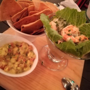 Ceviche de camarones