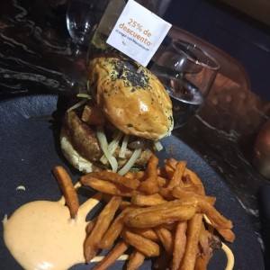 El Viejo Santana burger