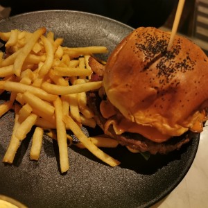 El Viejo Santana burger