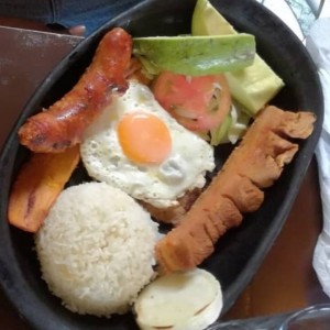 Bandeja Paisa