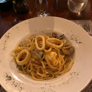 linguini marinara al oleo