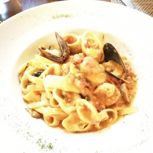 linguini con mariscos 