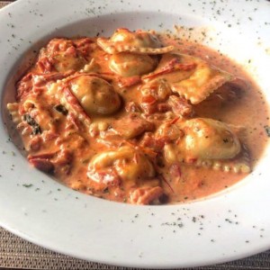 ravioli de pollo 