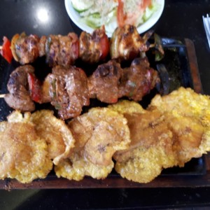 Brochetas Mixta carne y pollo