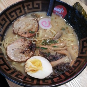 hakata Black garlic ramen