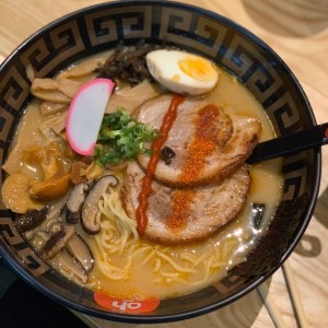 ramen Karai tonkotsu