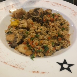 Yakimeshi mixto