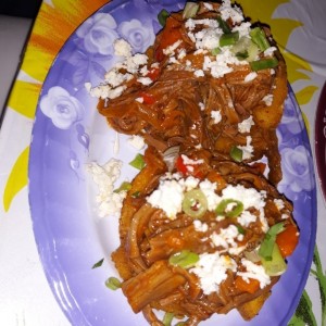 tortilla con ropa vieja