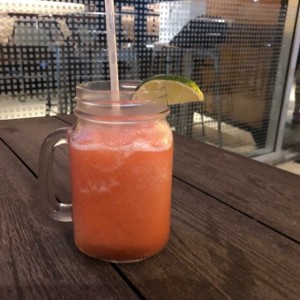 Virgin Strawberry Daiquiri - Daiquiri de fresa sin licor