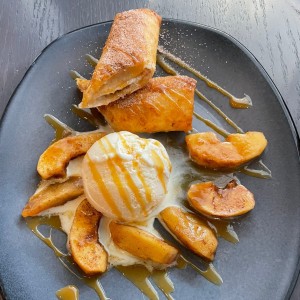 Apple Chimicheesecake