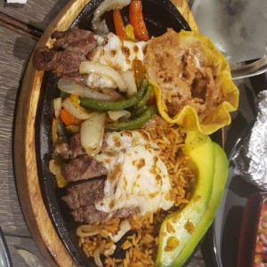 Fajitas Sirloin con Queso Gratinado