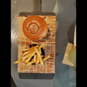 Handcrafted Burgers - Cheese Burger