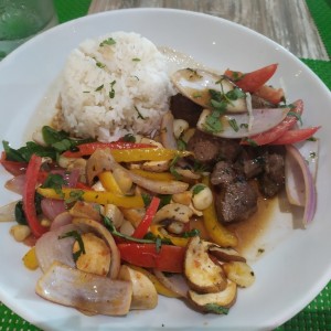 Lomo Saltado