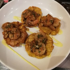 camarones al ajillo