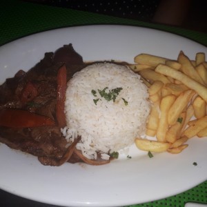 lomo saltado