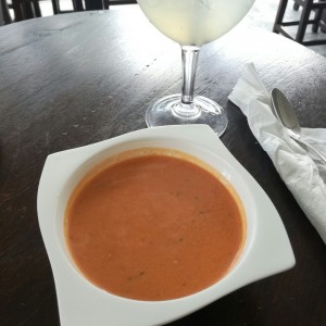 Sopa de tomate.