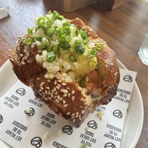 SANDWICHS - THE SALMON ROLL