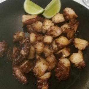 pulpo al carbon