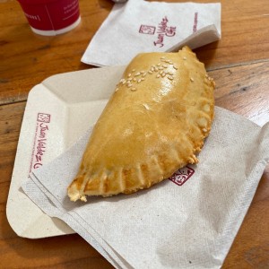 empanada de pollo