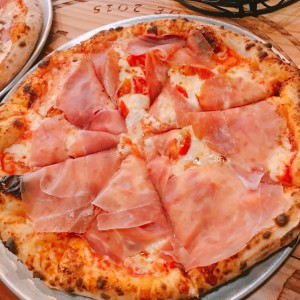 Pizza prociutto