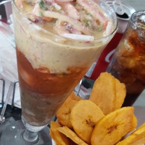 Platos Varios - Ceviche tres Tonos