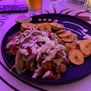 Ceviche mixto frito