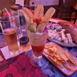 Platos - Coctel " La Cevicheria"