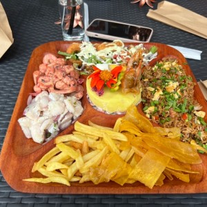 Bandeja la Cevicheria 