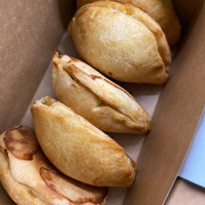 empanada de pollo