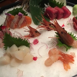 SASHIMI PLATER GOURMET ( 6 SELECTION )