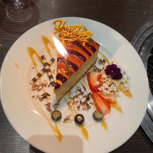 DESERTS - MAGURO CHEESECAKE