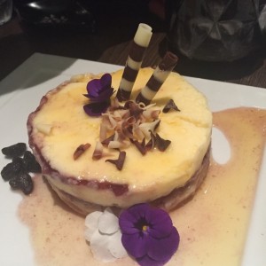 DESERTS - MAGURO CHEESECAKE