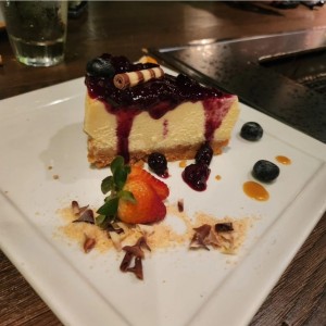 DESERTS - MAGURO CHEESECAKE