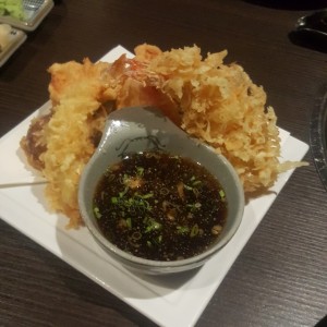 ROYAL SEAFOOD TEMPURA