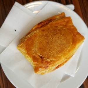 pastelito de pollo