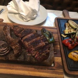 RIB EYE CON HUESO 28 oz