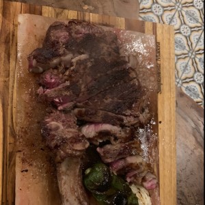 RIB EYE CON HUESO 28 oz