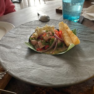 ENTRADAS - CEVICHE DE CORVINA