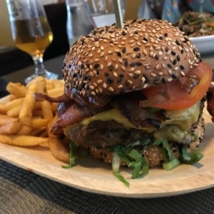 El Memerre - ARK Burger