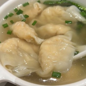 Sopa de wanton