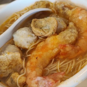 Spicy sour soup de mariscos