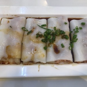 cheung-fung. Rollito de arroz con relleno de puerco 