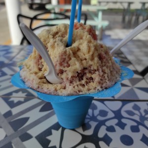 Raspado de Cereza y Uva y Malteada y leche condensada