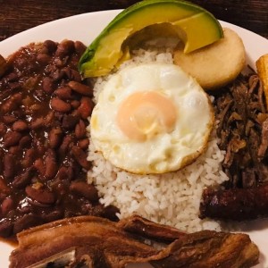 Bandeja Paisa