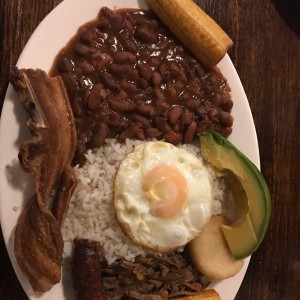 Bandeja Paisa ?