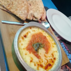 Queso fundido