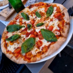 Pizza napolitana