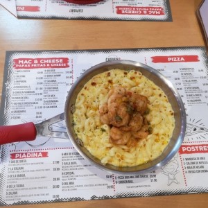 Mac and Cheese con Camarones